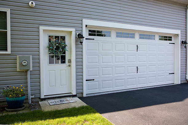 24/7 Emergency Garage Door Panel Replacement experts in New Hanover County County, NC